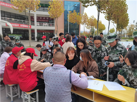 獻(xiàn)血人數(shù)連續(xù)五年創(chuàng)新高——安康職業(yè)技術(shù)學(xué)院師生用行動彰顯大愛