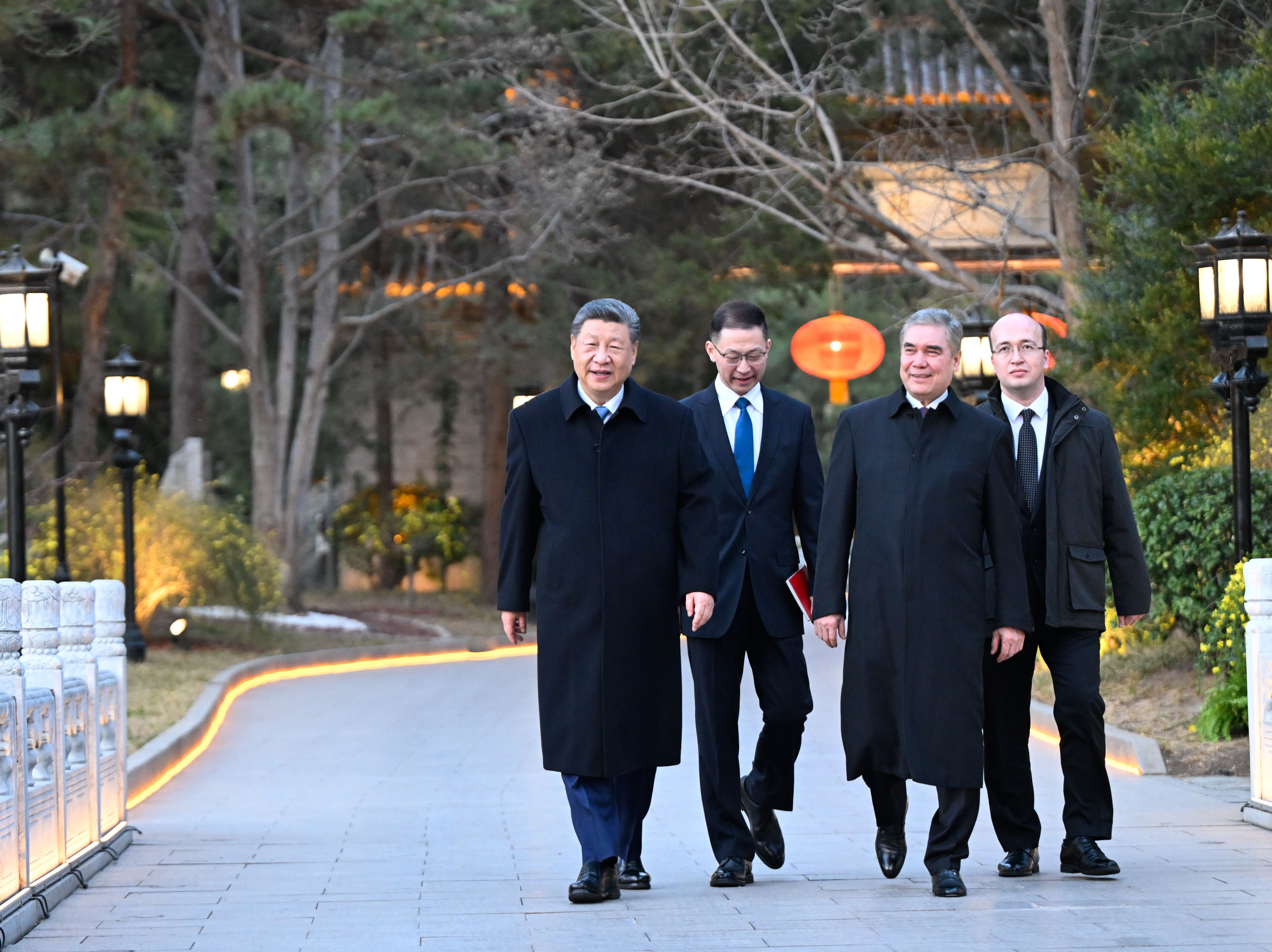 2026年3月18日，國(guó)家主席習(xí)近平在北京會(huì)見(jiàn)土庫(kù)曼斯坦民族領(lǐng)袖、人民委員會(huì)主席別爾德穆哈梅多夫。